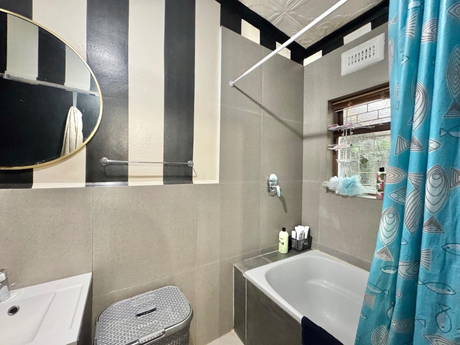 3 Bedroom Property for Sale in Woodstock Western Cape